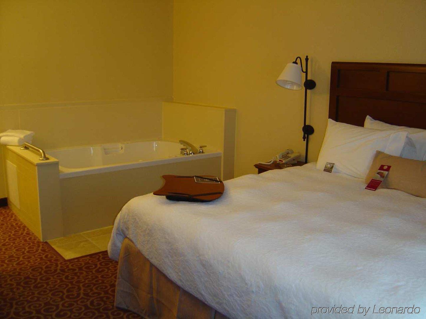 Hampton Inn & Suites Fremont Habitación foto